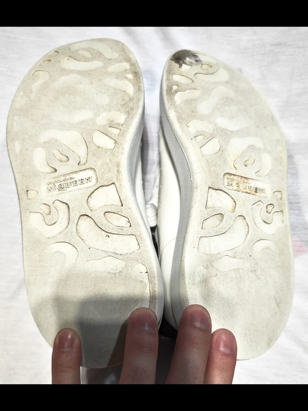 Alexander McQueen White Leather Platform Sneakers with Black Glitter Heel Tab - Picture 7 of 7